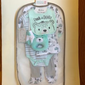 9-Piece Layette gift set